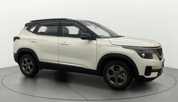 2021 KIA SELTOS HTK PLUS 1.5 IMT, Petrol, Manual, 27,229 km, Right Front Diagonal