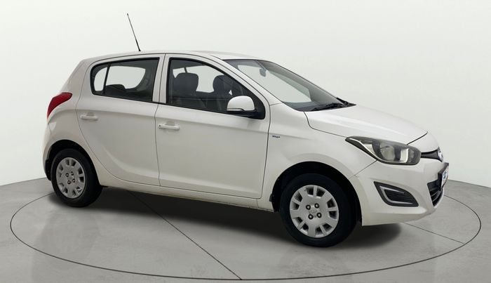 2014 Hyundai Elite i20 MAGNA 1.4 CRDI, Diesel, Manual, 80,824 km, Right Front Diagonal