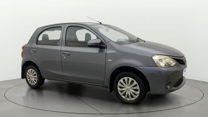 2015 Toyota Etios Liva G, Petrol, Manual, 47,064 km, Right Front Diagonal