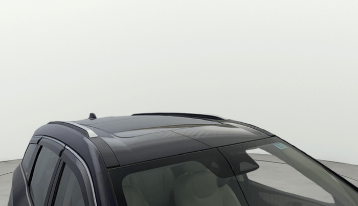 2023 Mahindra XUV700 AX 7 LUXURY P AT 7 STR, Petrol, Automatic, 60,165 km, Roof