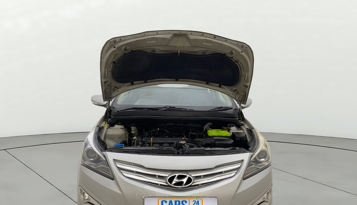 2015 Hyundai Verna FLUIDIC 4S 1.6 VTVT S(O), Petrol, Manual, 1,20,871 km, Open Bonet