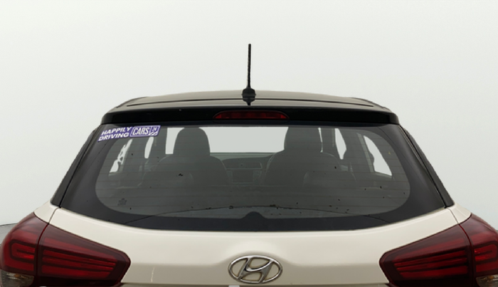 2019 Hyundai Elite i20 SPORTZ PLUS 1.2 DUAL TONE, Petrol, Manual, 1,07,519 km, Rear Windshield