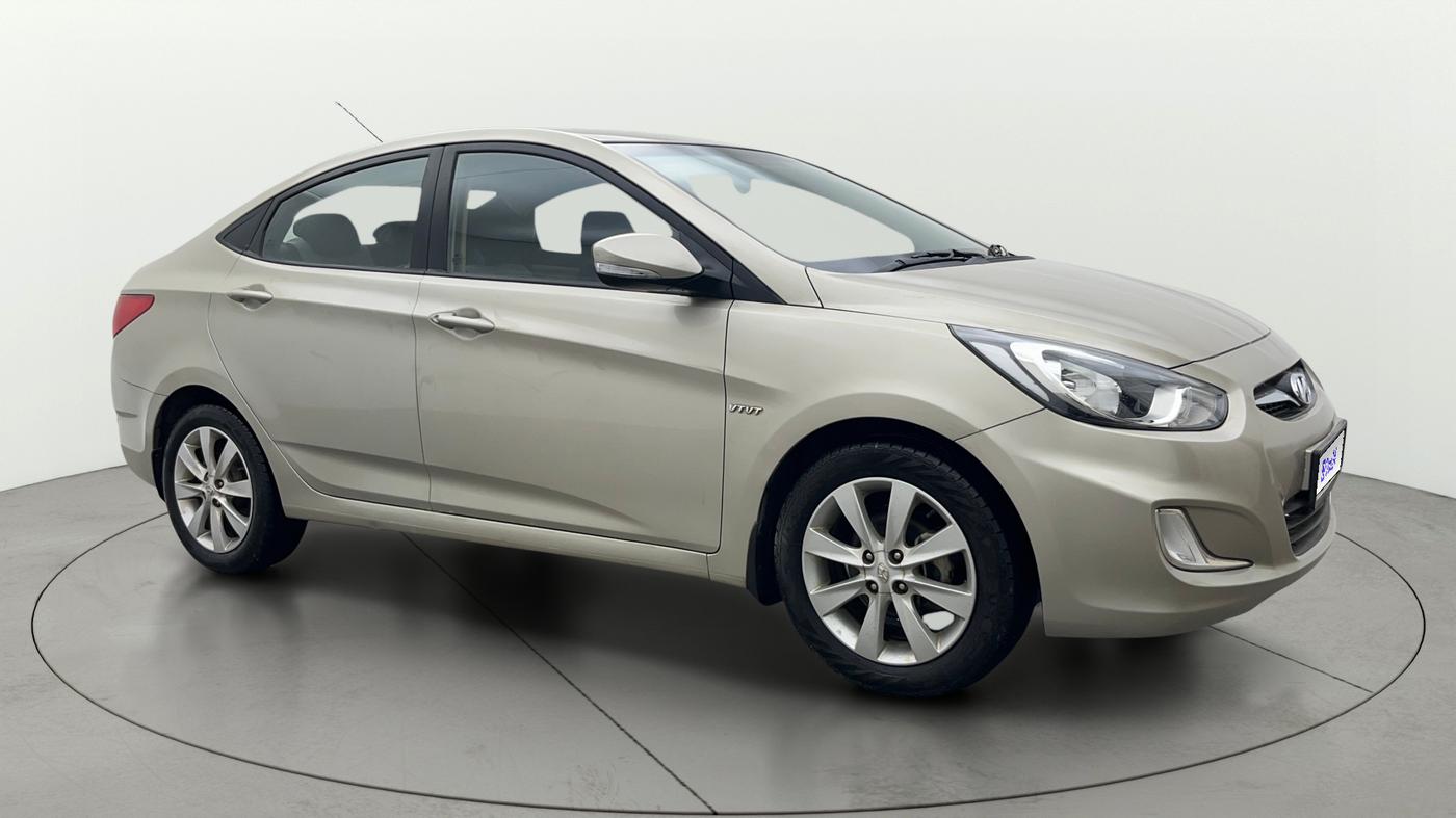 2012 Hyundai Verna FLUIDIC 1.6 VTVT SX, Petrol, Manual, 79,479 km, Right Front Diagonal