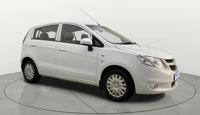 2013 Chevrolet Sail UVA 1.2 LS ABS, Petrol, Manual, 57,577 km, Right Front Diagonal