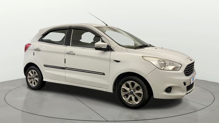 2018 Ford New Figo TITANIUM 1.2 PETROL MT, Petrol, Manual, 38,098 km, Right Front Diagonal