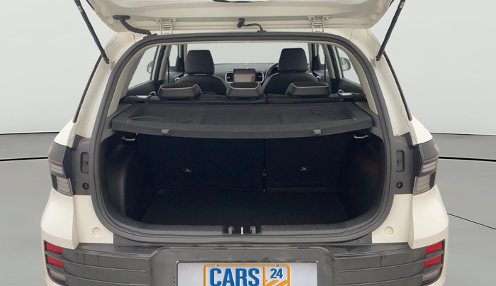 2023 Hyundai VENUE SX (O) 1.0 TURBO DCT, Petrol, Automatic, 10,401 km, Boot Open Zoomed View