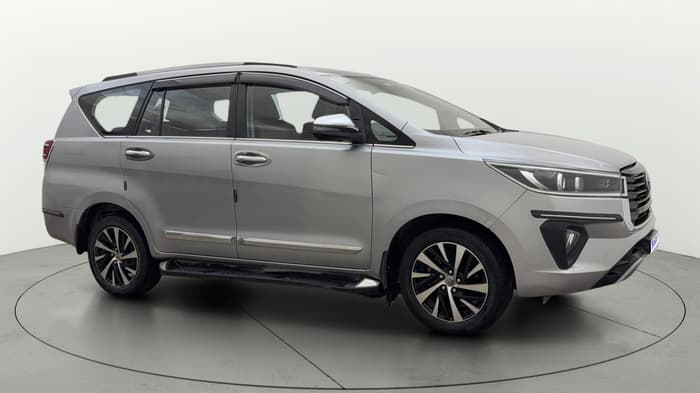 2022 Toyota Innova Crysta 2.7 ZX AT 7 STR, Petrol, Automatic, 33,806 km, Right Front Diagonal