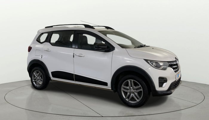 2022 Renault TRIBER RXZ, Petrol, Manual, 35,223 km, Right Front Diagonal