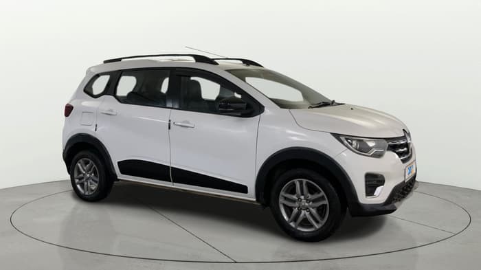 2022 Renault TRIBER RXZ, Petrol, Manual, 35,238 km, Right Front Diagonal