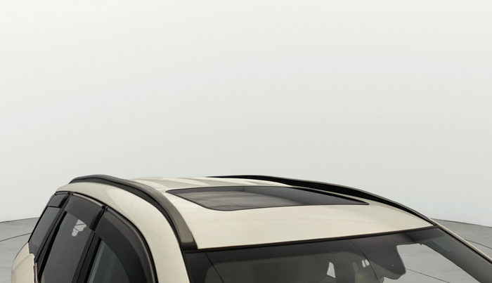 2020 Mahindra XUV500 W9, Diesel, Manual, 40,716 km, Roof