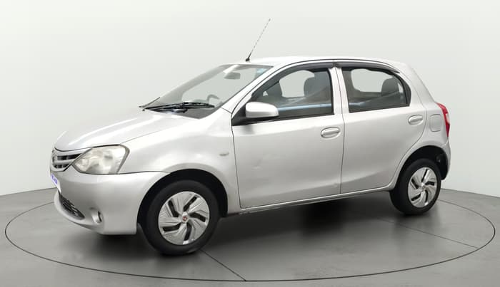 2015 Toyota Etios Liva GD, Diesel, Manual, 1,30,548 km, Left Front Diagonal
