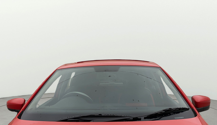 2013 Volkswagen Polo COMFORTLINE 1.2L PETROL, Petrol, Manual, 1,17,957 km, Front Windshield