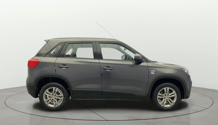 2017 Maruti Vitara Brezza ZDI, Diesel, Manual, 55,290 km, Right Side View