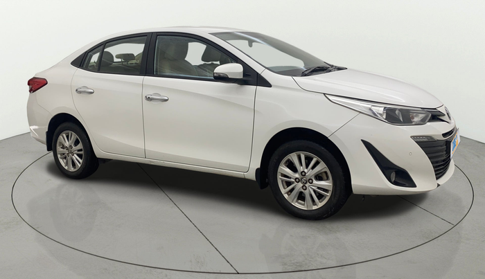 2018 Toyota YARIS VX CVT, Petrol, Automatic, 37,065 km, Right Front Diagonal
