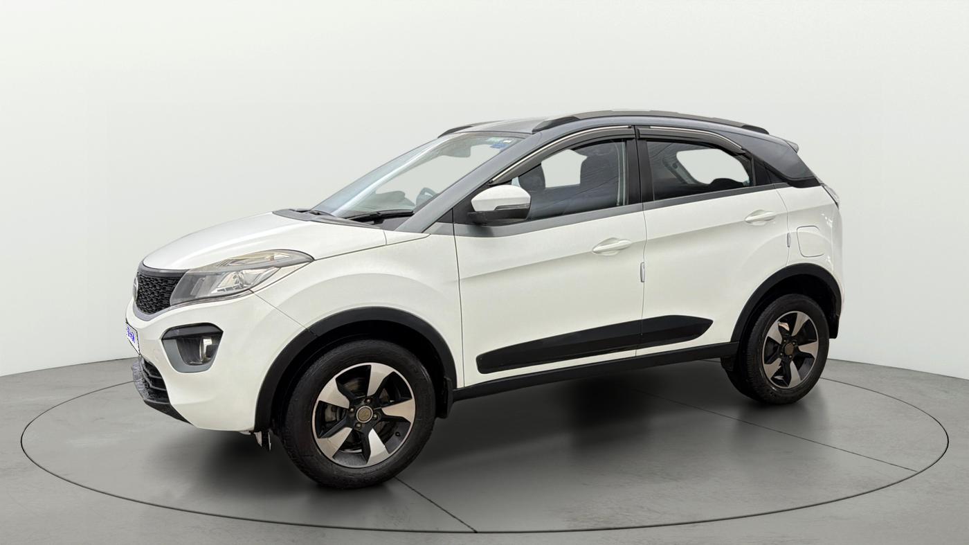 2019 Tata NEXON XZA PLUS PETROL DUAL TONE, Petrol, Automatic, 54,060 km, Left Front Diagonal