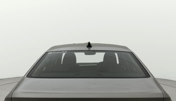 2022 Volkswagen VIRTUS TOPLINE TSI 1.0 AT, Petrol, Automatic, 87,598 km, Rear Windshield