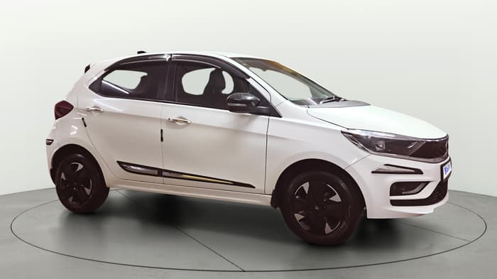 2025 Tata Tiago XZA iCNG, CNG, Automatic, 18,325 km, Right Front Diagonal