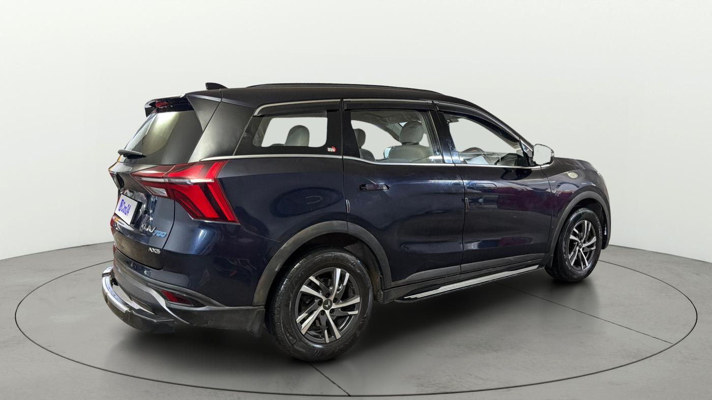 2022 Mahindra XUV700 AX 5 P AT 5 STR, Petrol, Automatic, 53,521 km, Right Back Diagonal