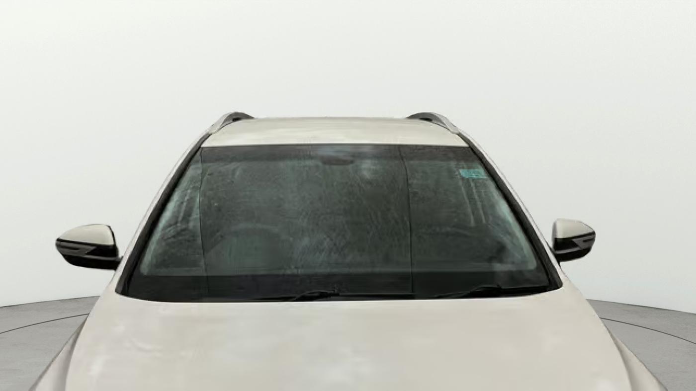 2020 MG HECTOR SUPER 1.5 PETROL, Petrol, Manual, 1,13,387 km, Front Windshield