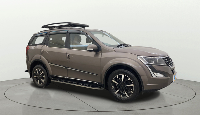 2018 Mahindra XUV500 W11 AT, Diesel, Automatic, 84,090 km, SRP