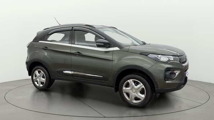 2022 Tata NEXON XM PETROL, Petrol, Manual, 37,205 km, Right Front Diagonal