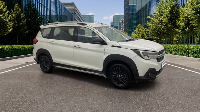 2019 Maruti XL6 ALPHA MT, Petrol, Manual, 52,801 km, Right Front Diagonal