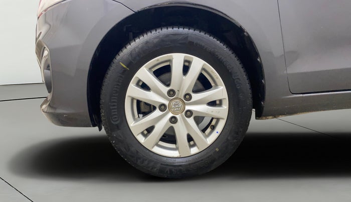 2016 Maruti Ertiga ZXI, Petrol, Manual, 1,07,774 km, Left Front Wheel