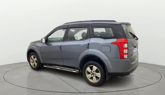 2014 Mahindra XUV500 W8, Diesel, Manual, 1,21,366 km, Left Back Diagonal