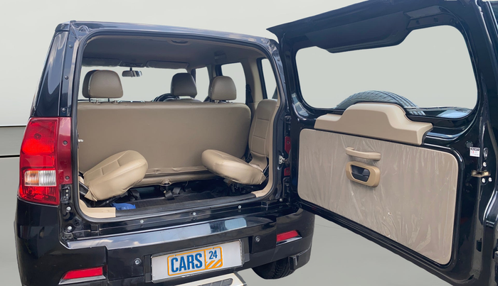 2023 Mahindra BOLERO NEO N 8, Diesel, Manual, 30,272 km, Boot Open Zoomed View