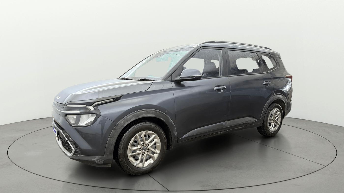 2023 KIA CARENS PRESTIGE 1.5 DIESEL IMT 7 STR, Diesel, Manual, 1,05,054 km, Left Front Diagonal