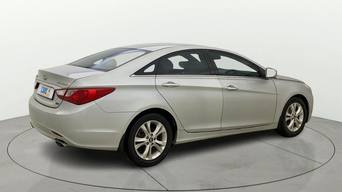 2012 Hyundai Sonata 2.4 GDI MT, Petrol, Manual, 1,07,130 km, Right Back Diagonal