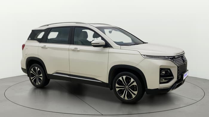2023 MG HECTOR SHARP PRO 1.5 PETROL TURBO CVT PETROL, Petrol, Automatic, 27,724 km, Right Front Diagonal