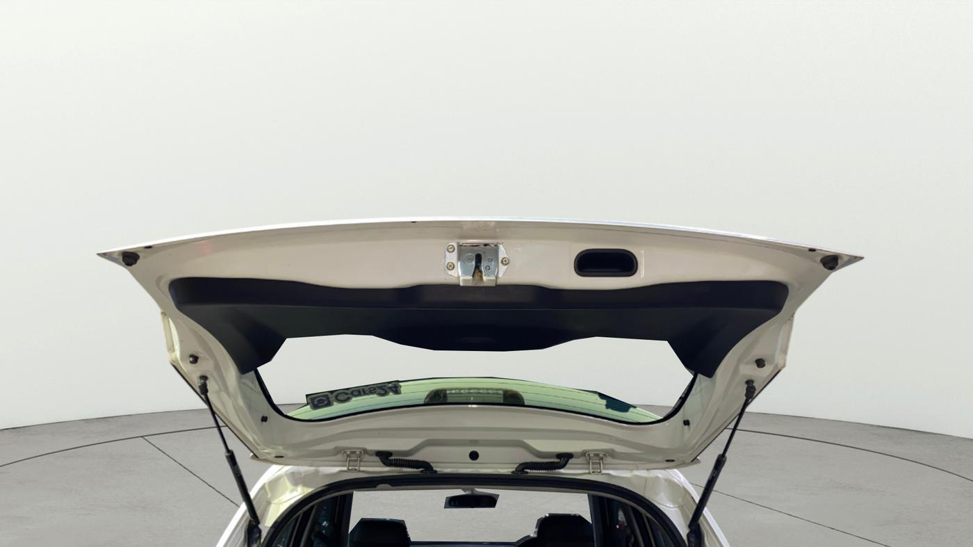 2018 Maruti Vitara Brezza ZDI, Diesel, Manual, 75,894 km, Boot Door Open