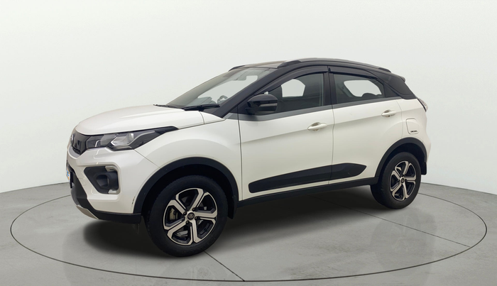 2021 Tata NEXON XZA PLUS (O) DIESEL DUAL TONE, Diesel, Automatic, 46,355 km, Left Front Diagonal