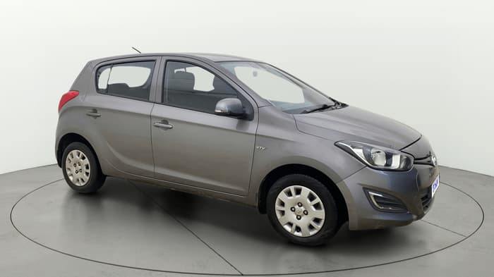 2013 Hyundai i20 MAGNA (O) 1.2, Petrol, Manual, 1,16,219 km, Right Front Diagonal
