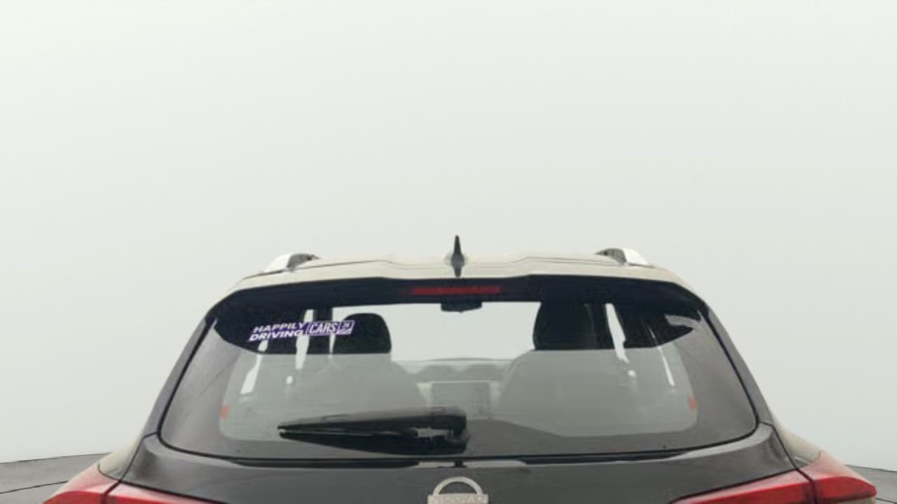2022 Nissan MAGNITE XV PREMIUM TURBO CVT, Petrol, Automatic, 99,344 km, Rear Windshield