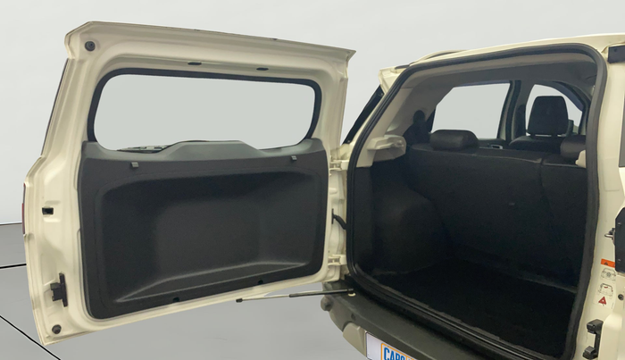 2016 Ford Ecosport TITANIUM+ 1.0L ECOBOOST, Petrol, Manual, 1,24,250 km, Boot Door Open