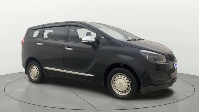 2018 Mahindra MARAZZO M2 7STR, Diesel, Manual, 1,13,503 km, Right Front Diagonal