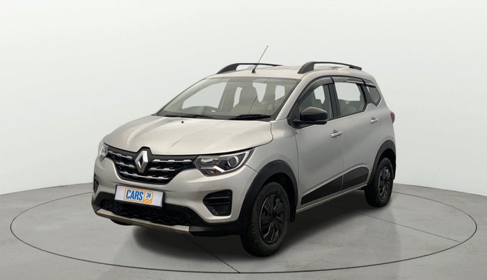 2022 Renault TRIBER RXT, Petrol, Manual, 32,819 km, Left Front Diagonal