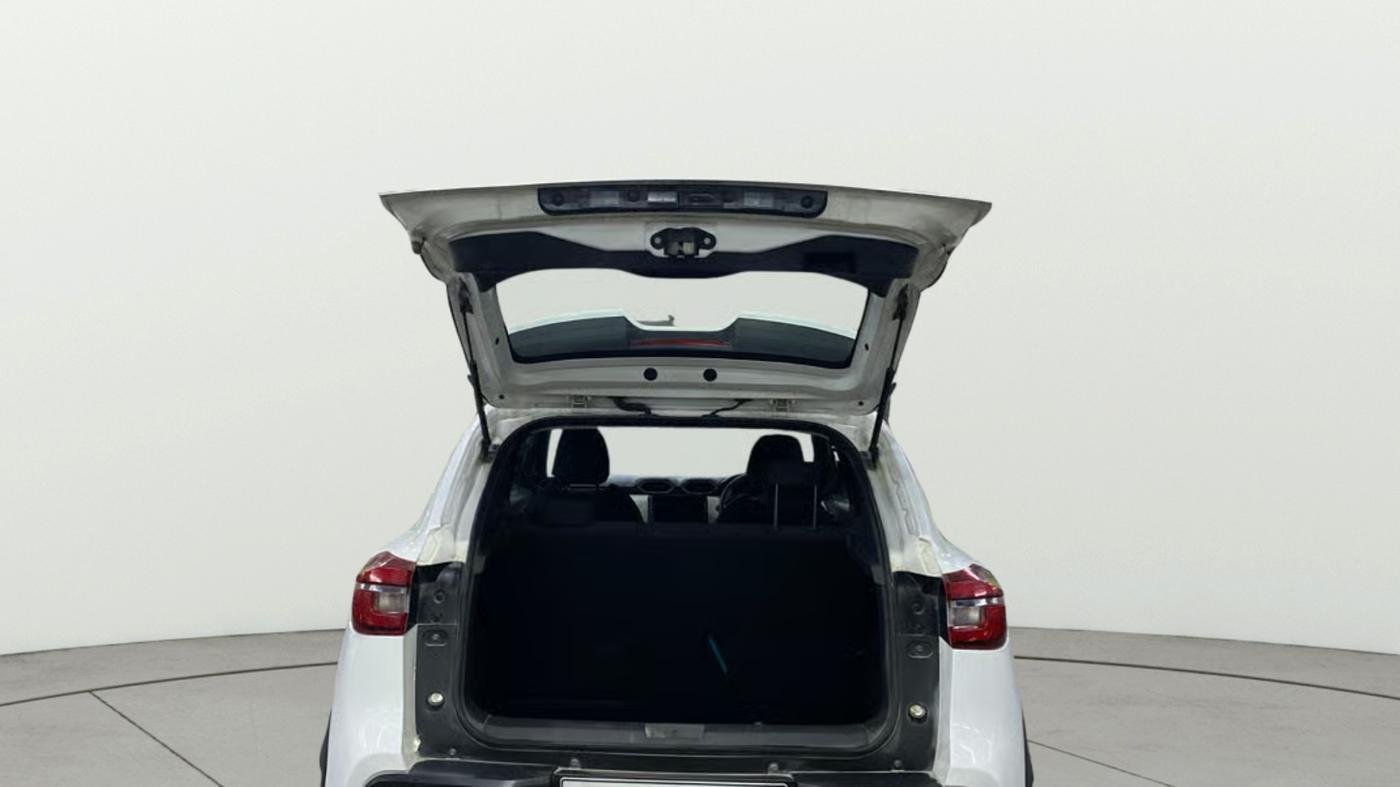 2024 Nissan MAGNITE XE, Petrol, Manual, 7,930 km, Boot Door Open