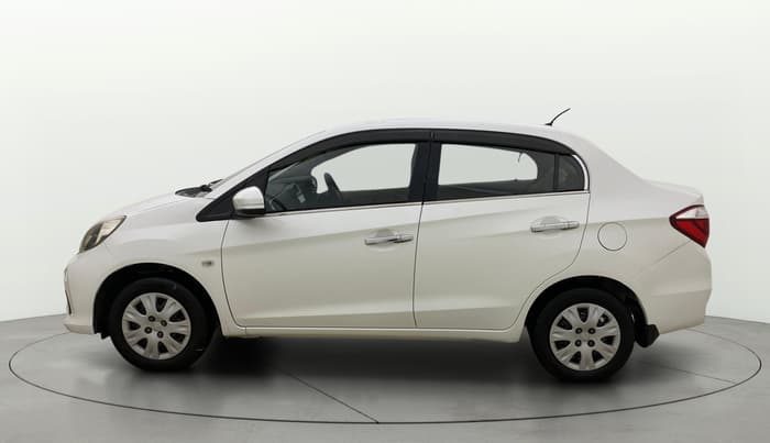 2017 Honda Amaze 1.2L I-VTEC S OPT, CNG, Manual, 1,36,569 km, Left Side