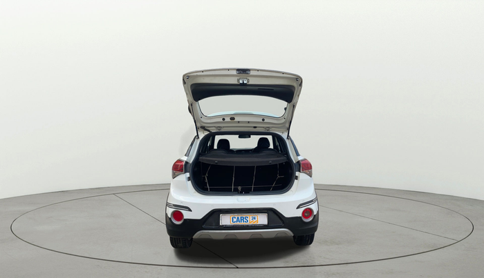 2019 Hyundai i20 Active 1.2 BASE, Petrol, Manual, 62,276 km, Boot Door Open