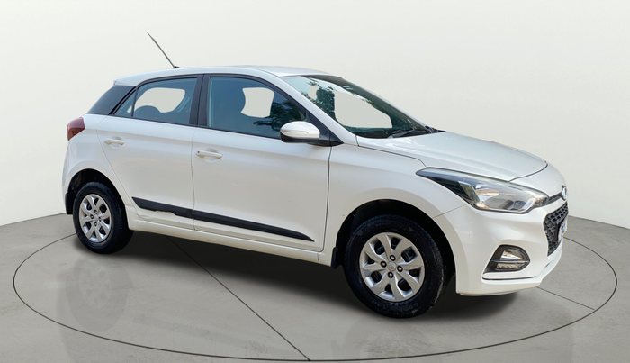 2018 Hyundai Elite i20 SPORTZ 1.2, Petrol, Manual, 75,503 km, Right Front Diagonal