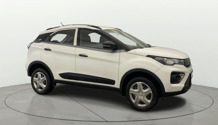 2020 Tata NEXON XM PETROL, Petrol, Manual, 27,363 km, SRP