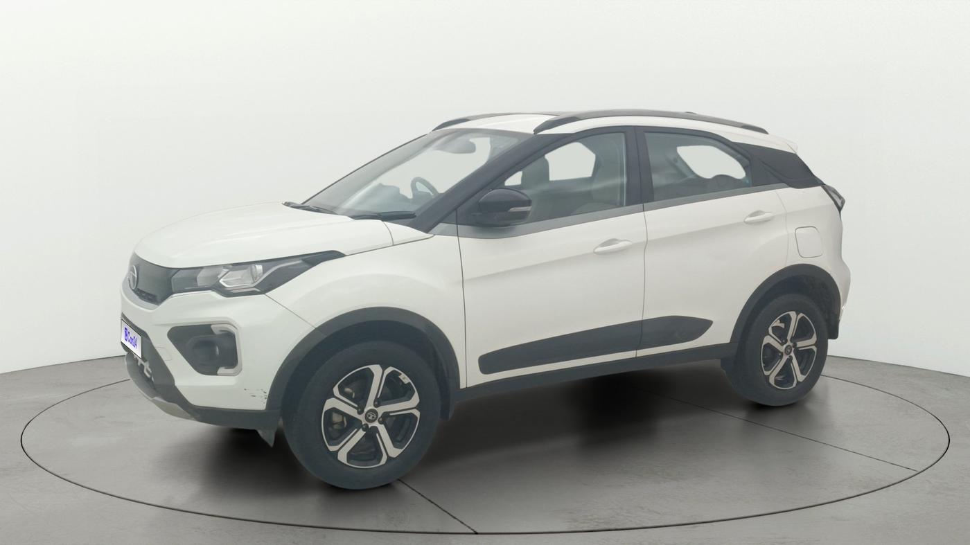2022 Tata NEXON XZ PLUS (PREMIUM) PETROL, Petrol, Manual, 37,379 km, Left Front Diagonal