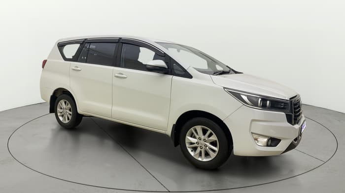 2023 Toyota Innova Crysta 2.4 GX 7STR, Diesel, Manual, 18,032 km, Right Front Diagonal