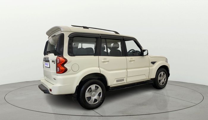 2020 Mahindra Scorpio S9, Diesel, Manual, 1,40,132 km, Right Back Diagonal