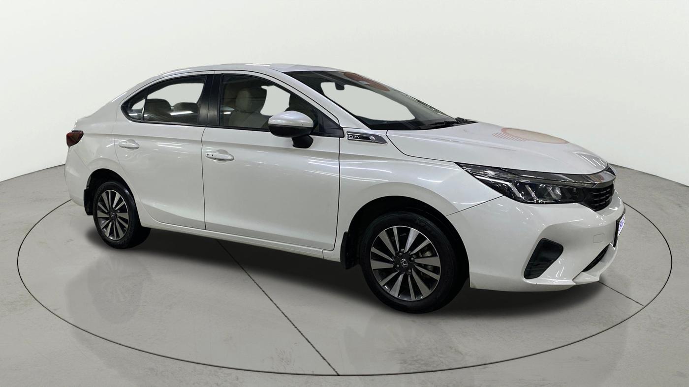 2024 Honda City 1.5L I-VTEC V, Petrol, Manual, 28,986 km, Right Front Diagonal