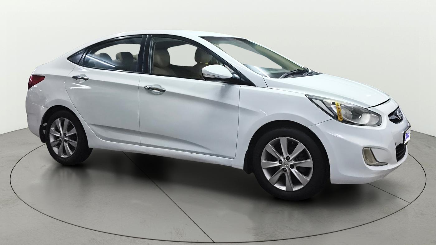 2013 Hyundai Verna FLUIDIC 1.6 VTVT SX, CNG, Manual, 93,983 km, SRP