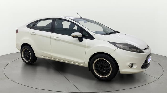 2013 Ford Fiesta STYLE DIESEL, Diesel, Manual, 1,23,128 km, Right Front Diagonal